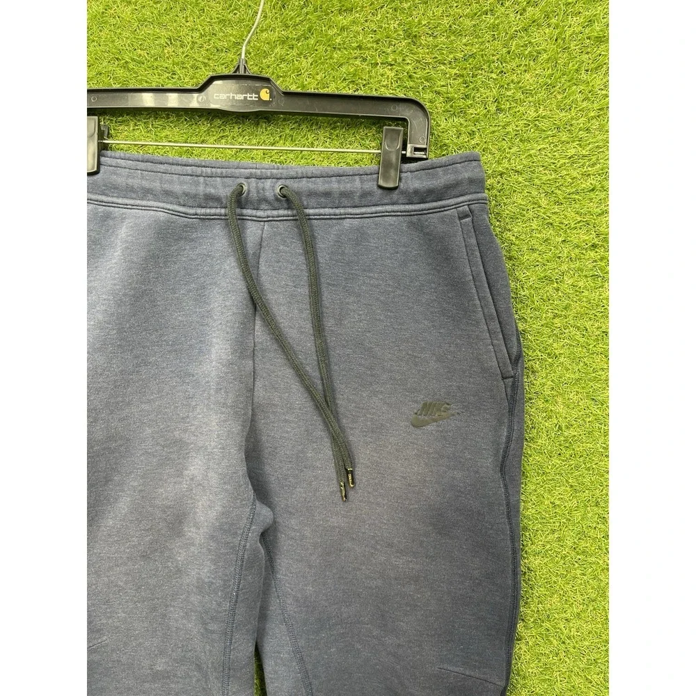 Nike shop confidence